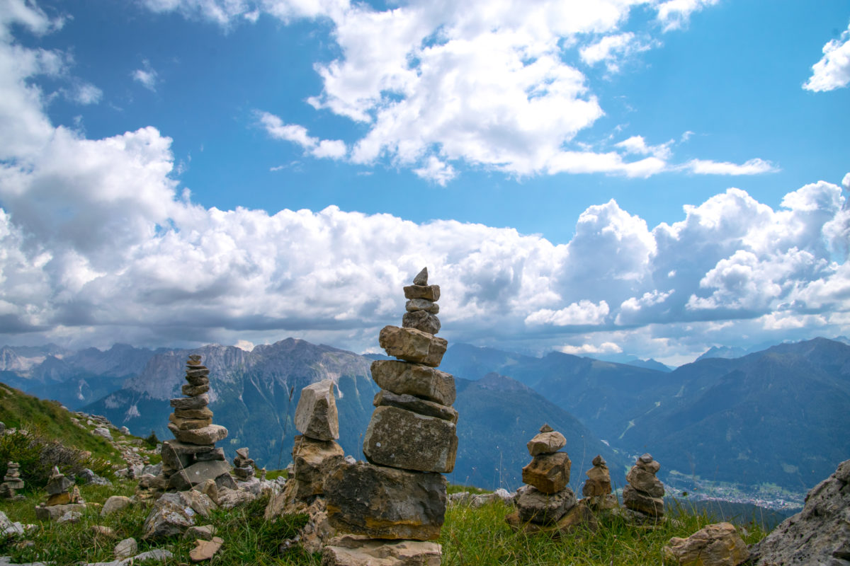 omini di pietra sul rosengarten